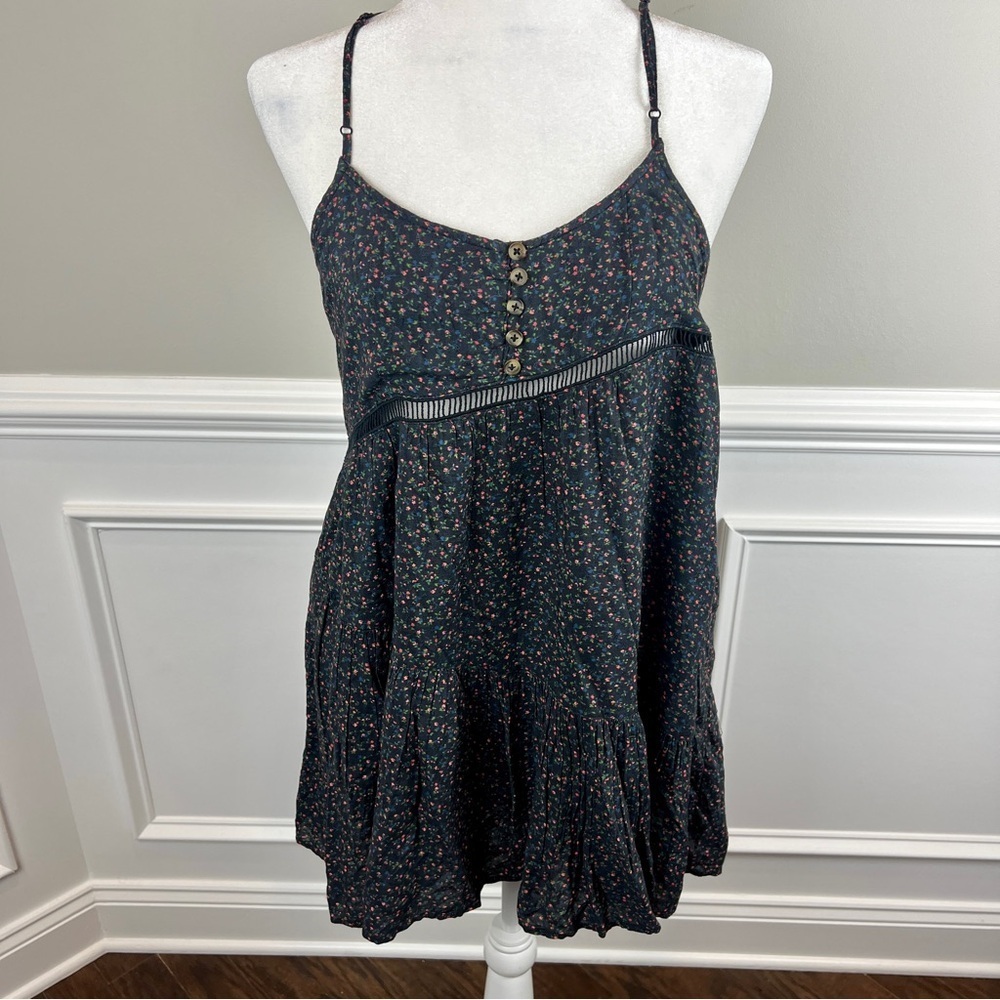 UO Georgia Tiered Mini Dress size M - NEW - Picture 4 of 12